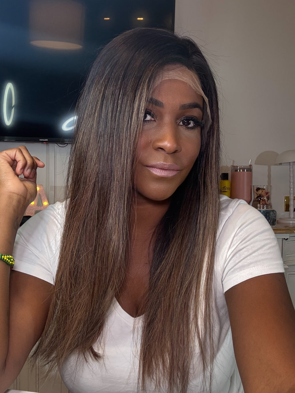 “Front LACE LINDA”